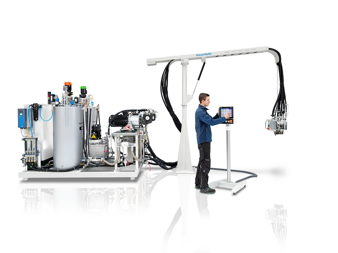 Mixing and metering polyurethane in limited space: The RimStar Smart requires only 4.8 m&sup2; for its core components. (Source: KraussMaffei)