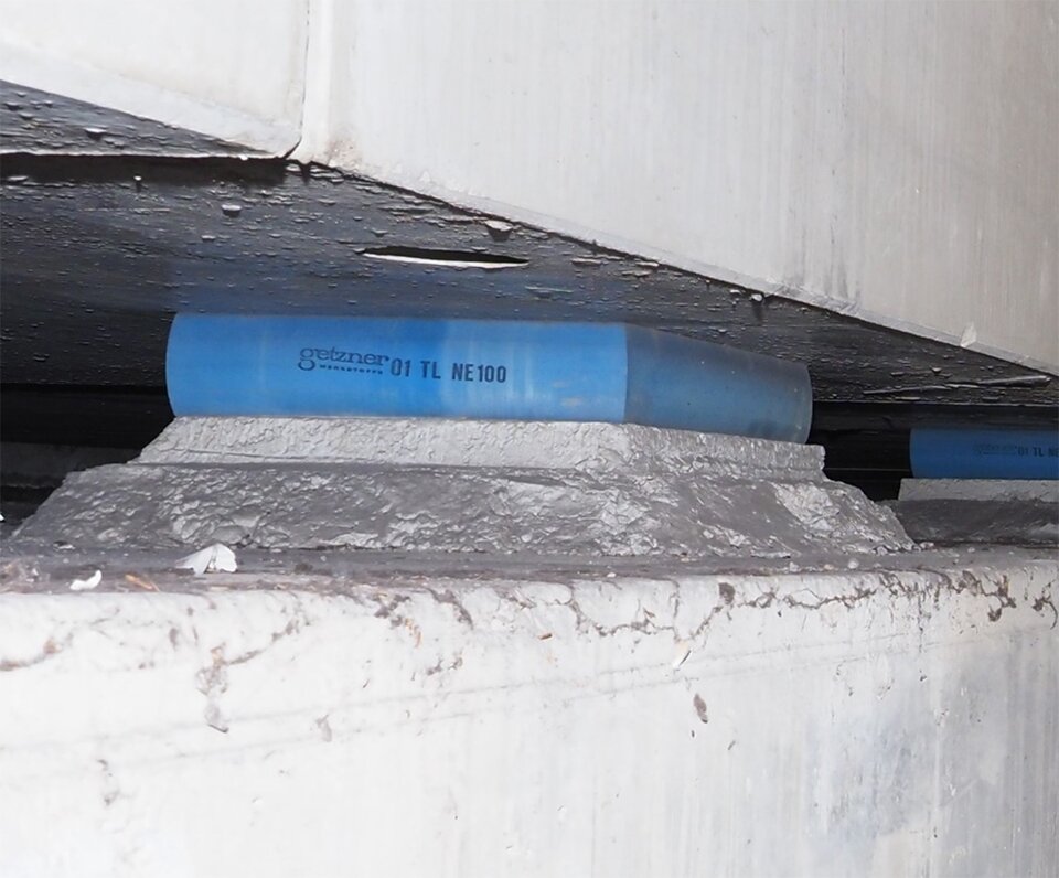 The mass-spring system with Sylodyn point bearings and a vertical natural frequency of 5.5 Hz. (Source: Getzner Werkstoffe)