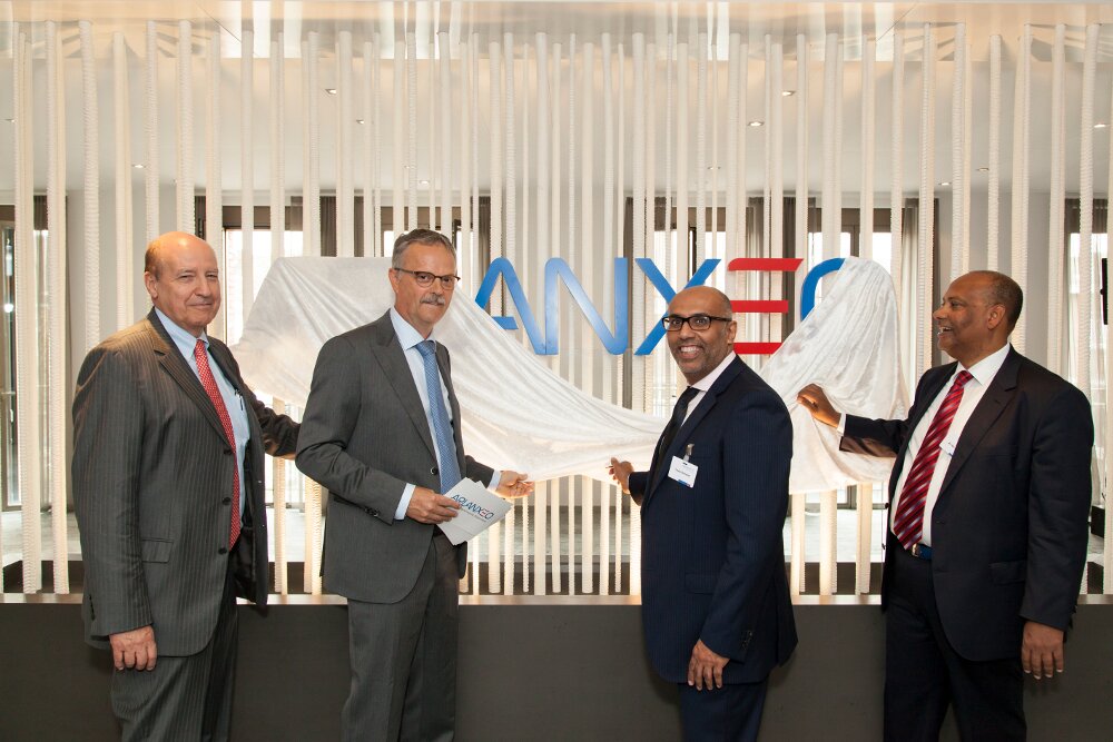 During the opening of the new Arlanxeo headquarters (f. l. t. r.): Jorge Nogueira, Jan Paul de Vries, Fayez Alsharef, Ali Ba-Baidhan (Picture: Arlanxeo)