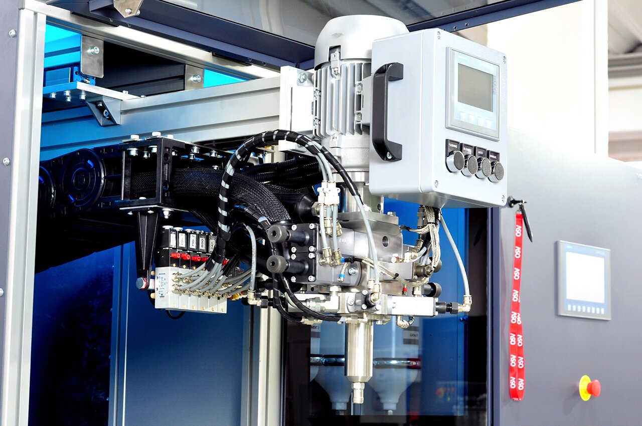 The machine features a newly designed mixing head made of wear-resistant materials for increased reliability. (Source: OSV)