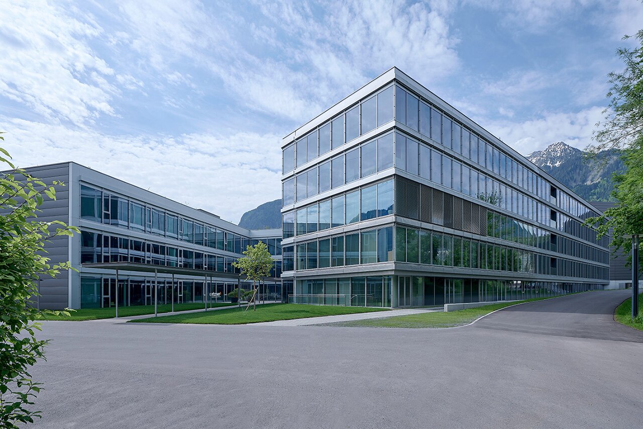 The extension building further enhances the Buers site as a know-how centre for vibration protection. (Source: Getzner Werkstoffe/Marcel Hagen)